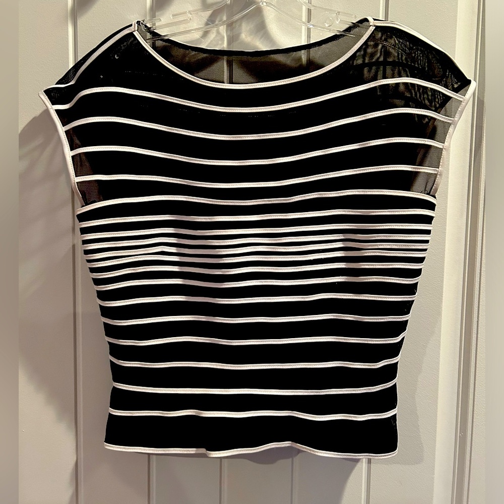 Tadashi Top